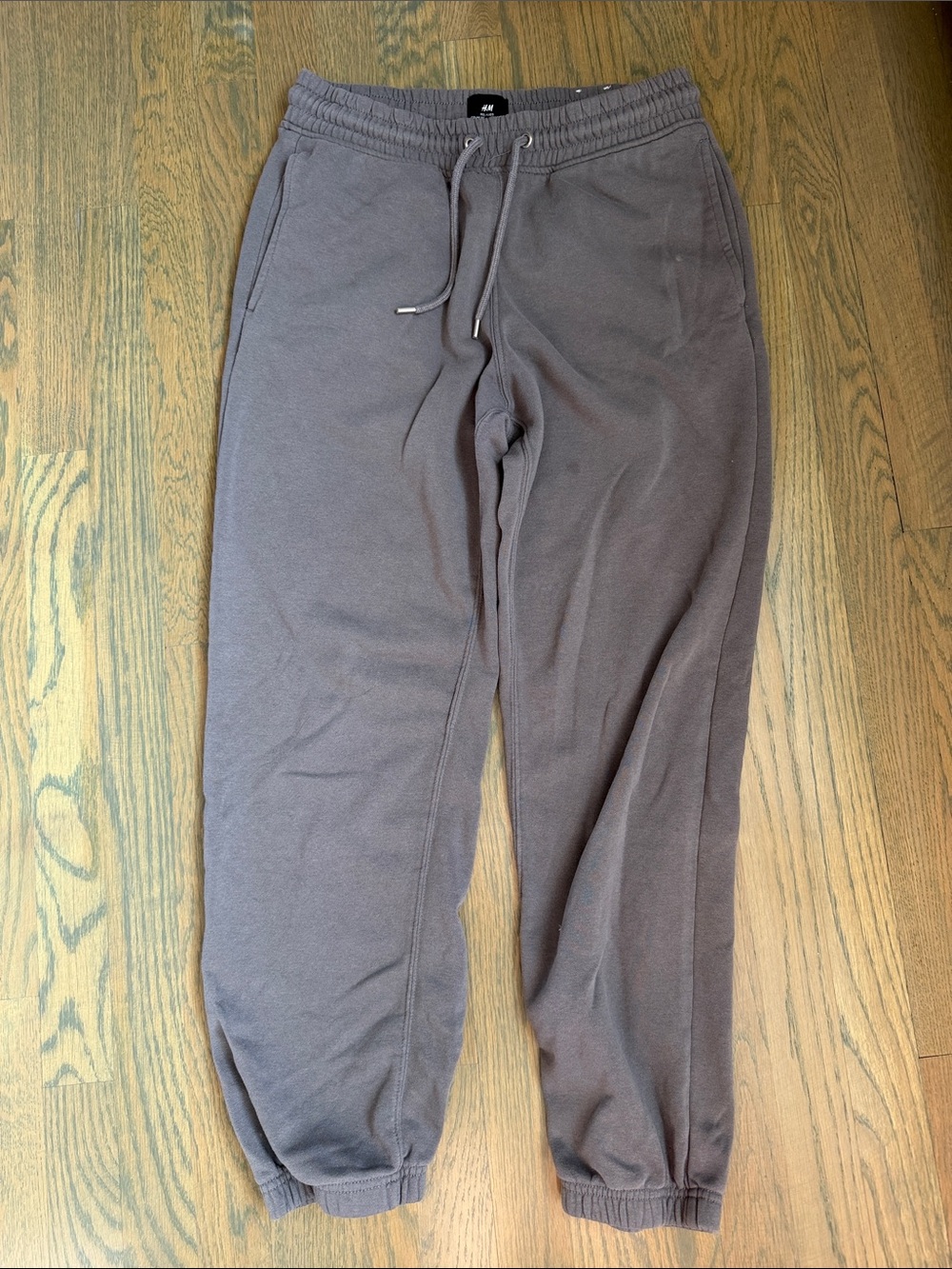 H&M Men's Grey Drawstring Joggers - Relaxed Fit Sweatpants